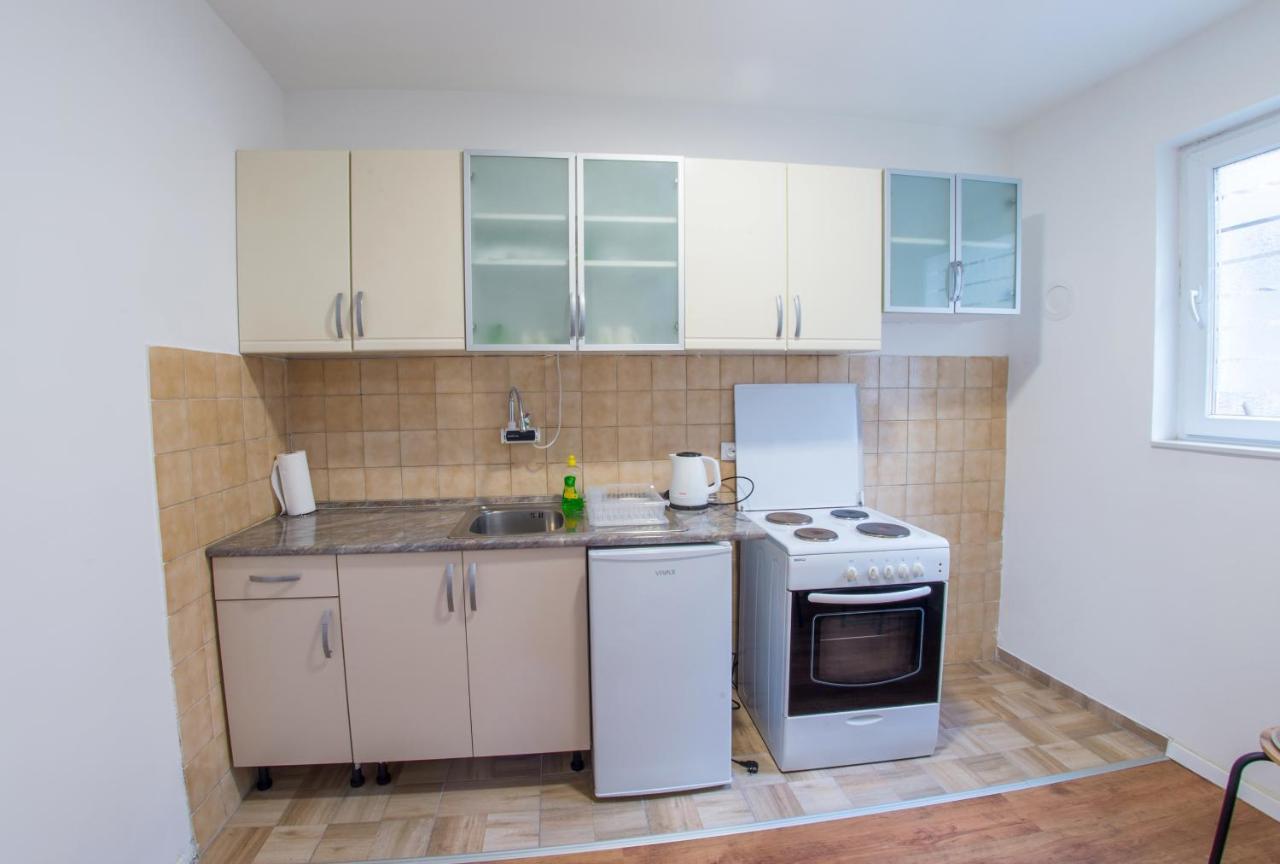 Cozy Corner Near Old Town Apartment Mostar Exterior foto