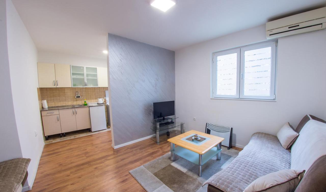 Cozy Corner Near Old Town Apartment Mostar Exterior foto